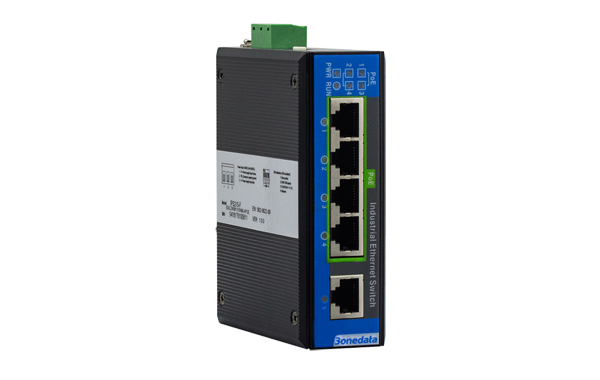 Switch công nghiệp 4 cổng Fast PoE Ethernet + 1 cổng Ethernet IPS215-4POE